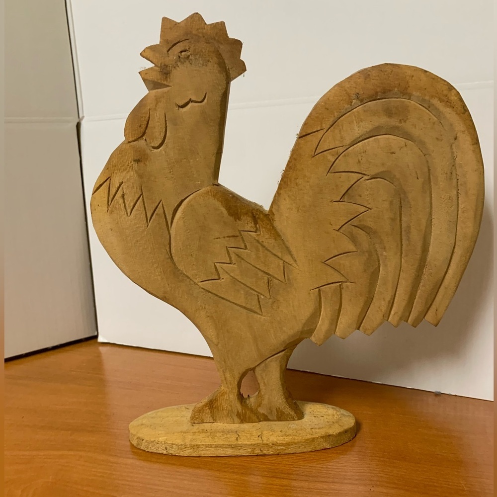 Free Standing Carved Lightweight Rustic Wood Rooster 10"x9"